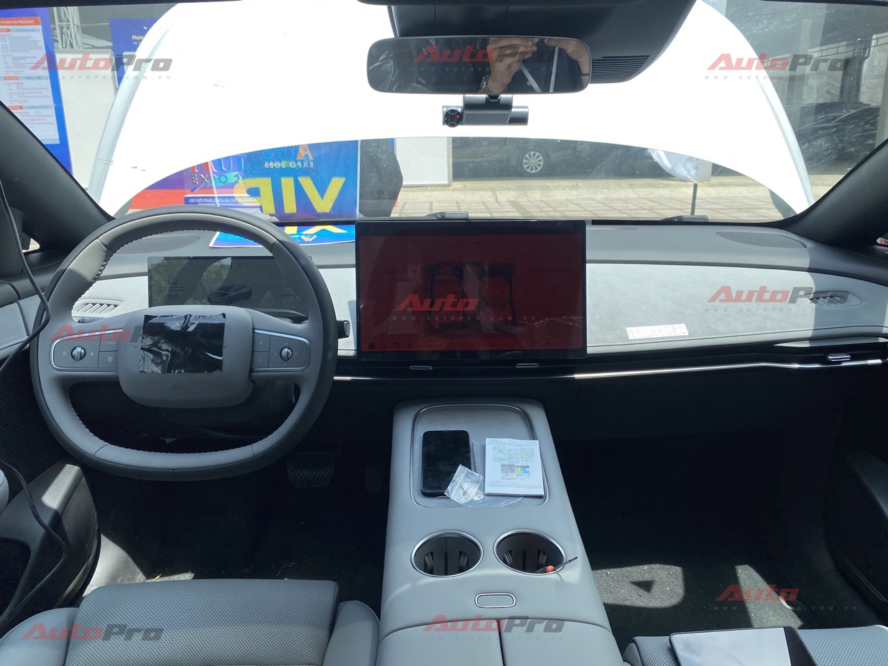 Nội thất tham khảo của Nissan N7