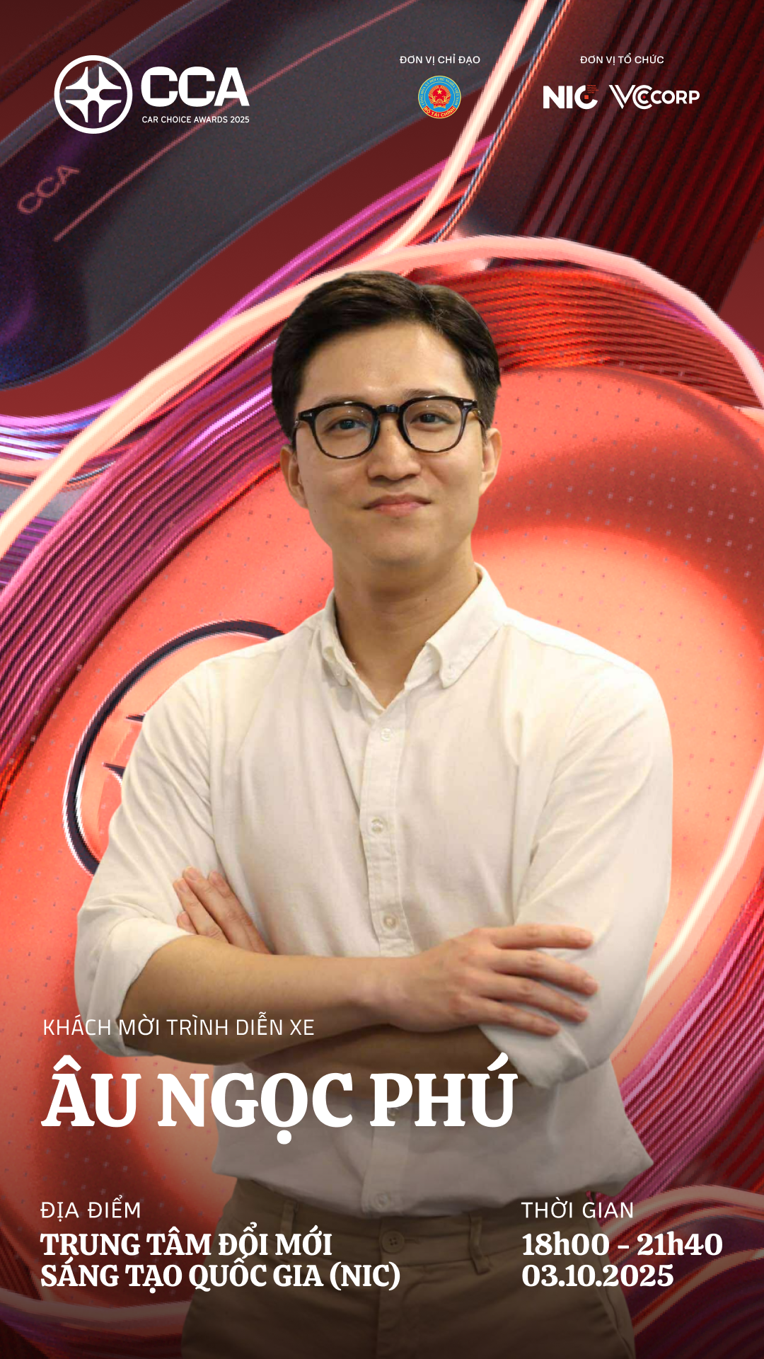 Ảnh chân dung các host biểu diễn xe
