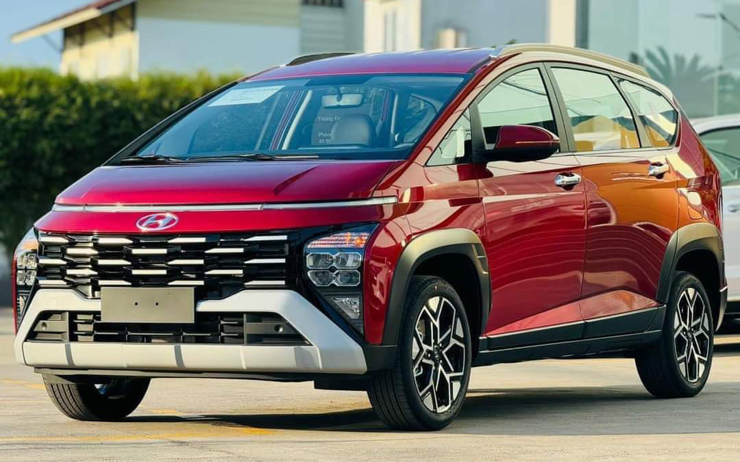 Hyundai Stargazer khoang nội thất rộng rãi