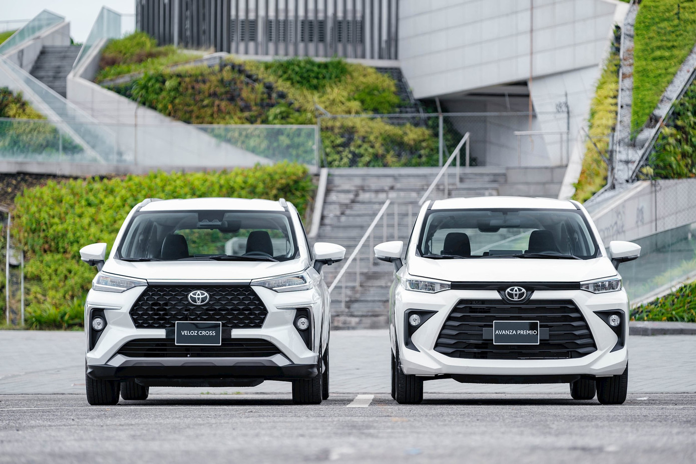Hai mẫu xe Toyota Veloz Cross và Avanza Premio được ưu đãi