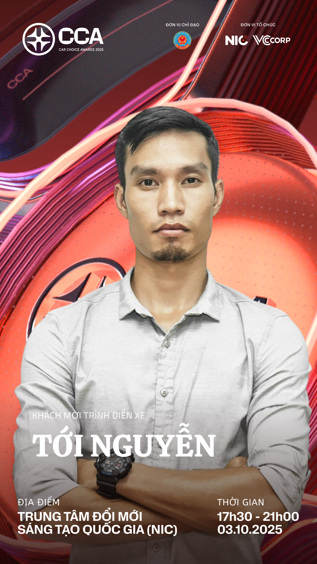 Ảnh chân dung các host biểu diễn xe