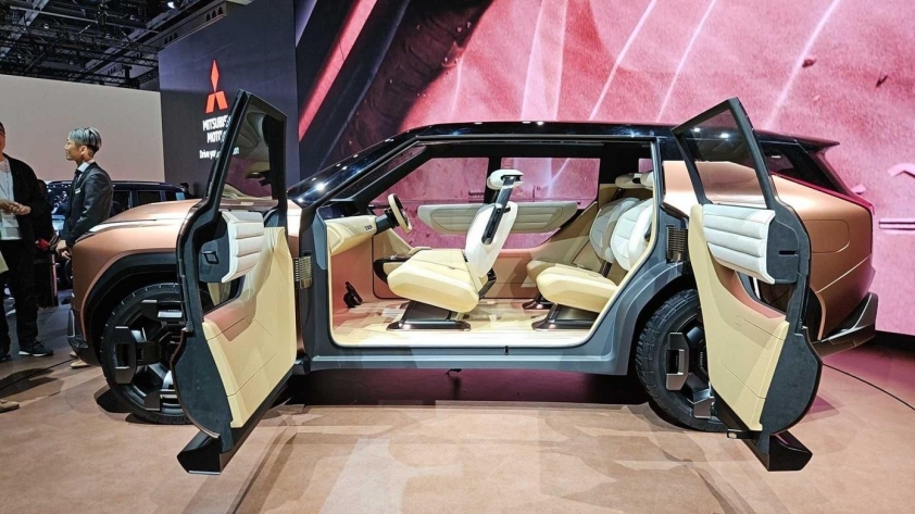 Bố trí ghế trong xe Mitsubishi Elevance Concept