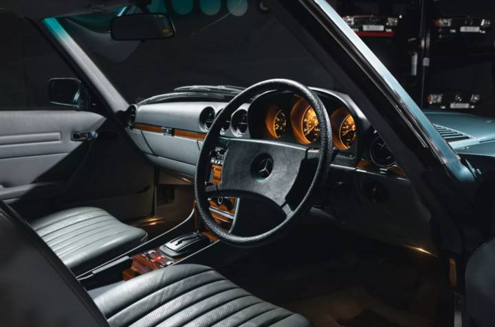 Mùi da và gỗ trong nội thất