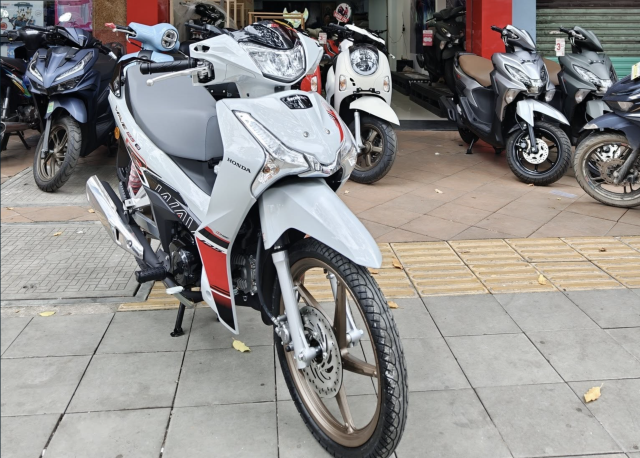 Honda Wave 125 bản mới cực đẹp