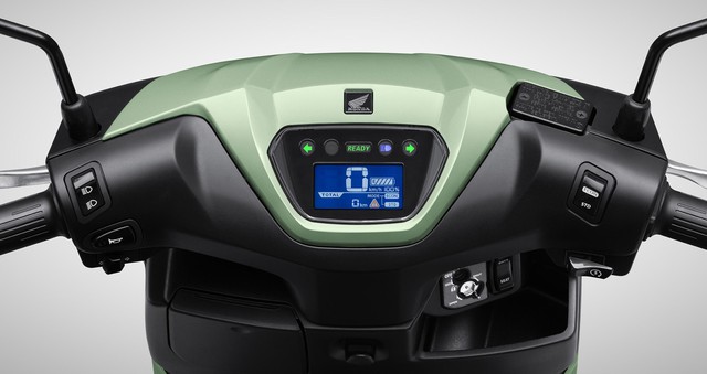 Trang bị an toàn hệ thống phanh CBS trên xe máy điện
