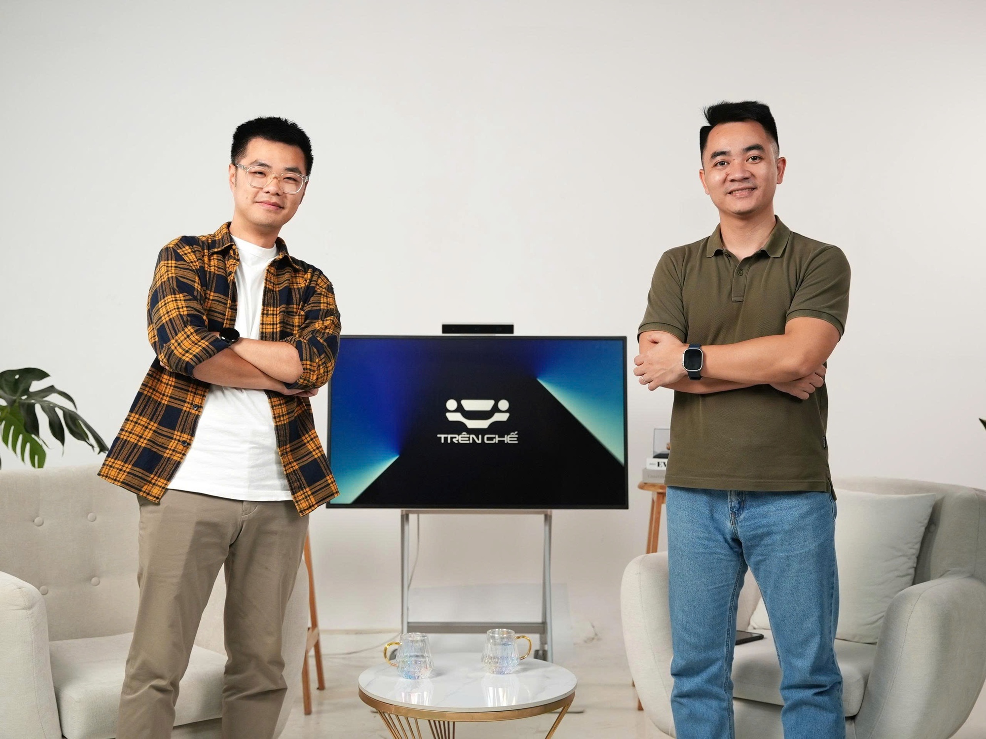 Xe hatchback gầm thấp tiện lợi cho phố xá