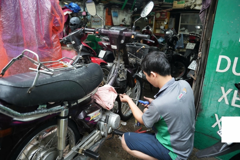 Bảo dưỡng phanh và các chi tiết kim loại