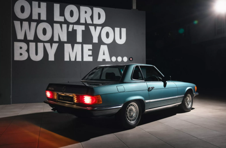 Siêu xe Mercedes-Benz 500 SL R107