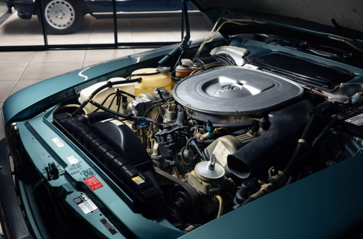 Động cơ Mercedes-Benz 500 SL
