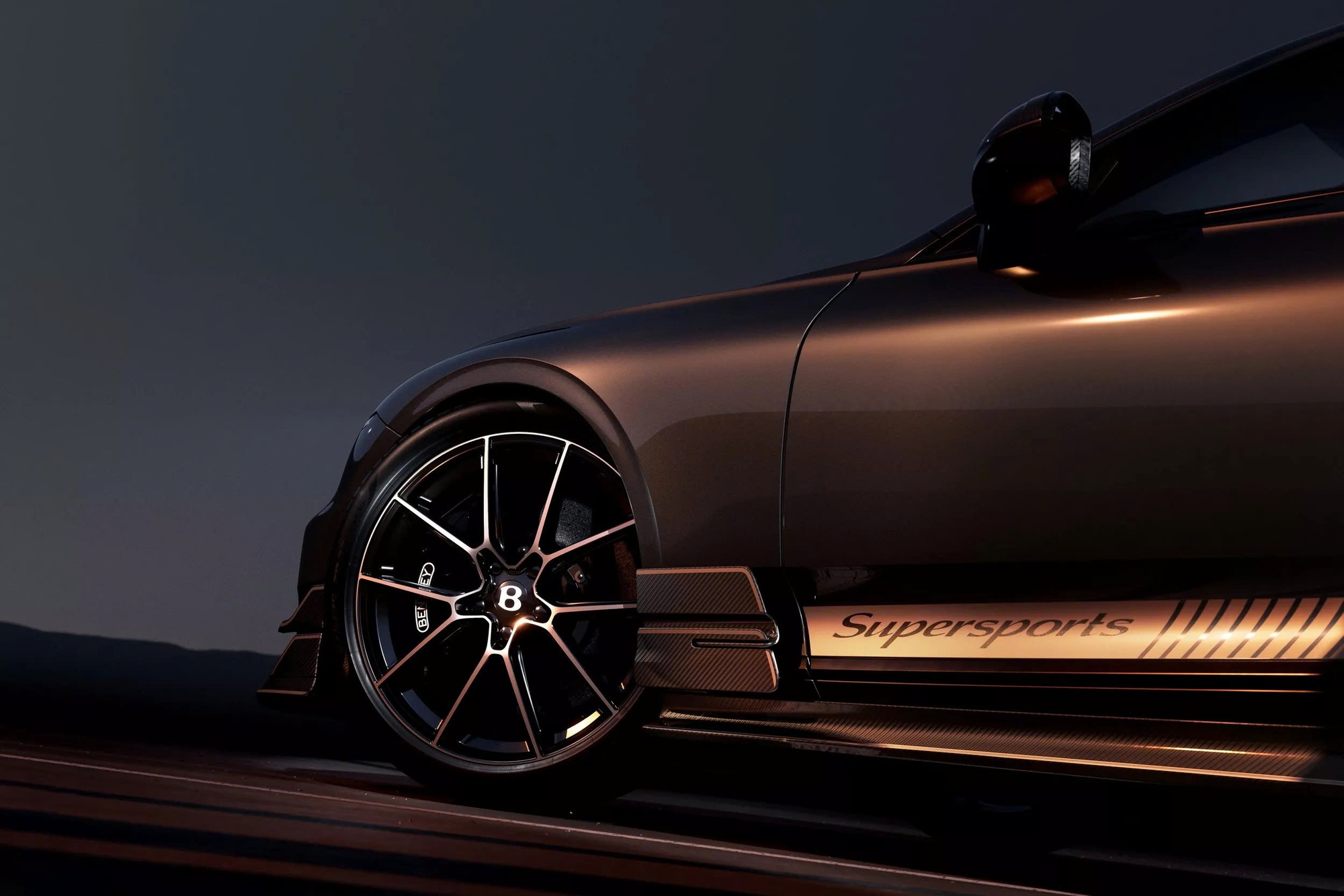 Bentley Continental GT Supersports thân xe thiết kế khí động học