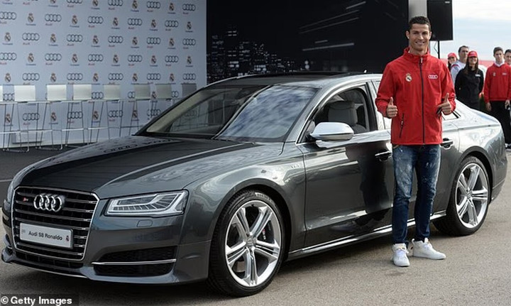 Audi S8 của Ronaldo