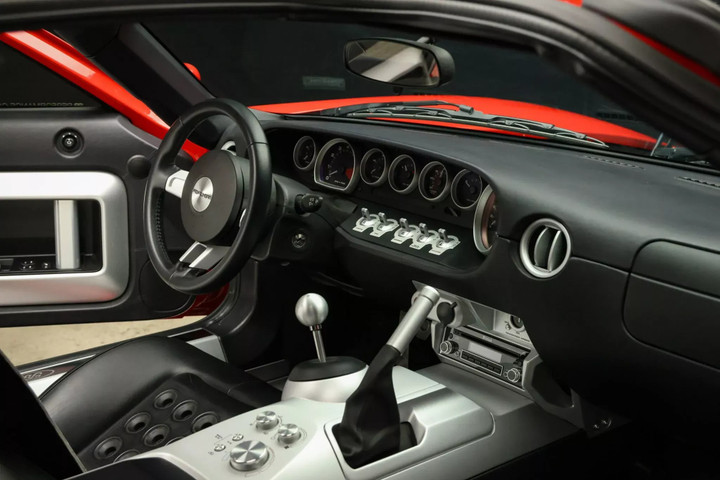 Cabin và nội thất Ford GT nguyên bản