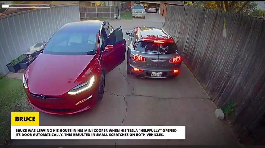 Cánh cửa xe Tesla bung mở gây trầy xước Cánh cửa xe Tesla bung mở gây trầy xước